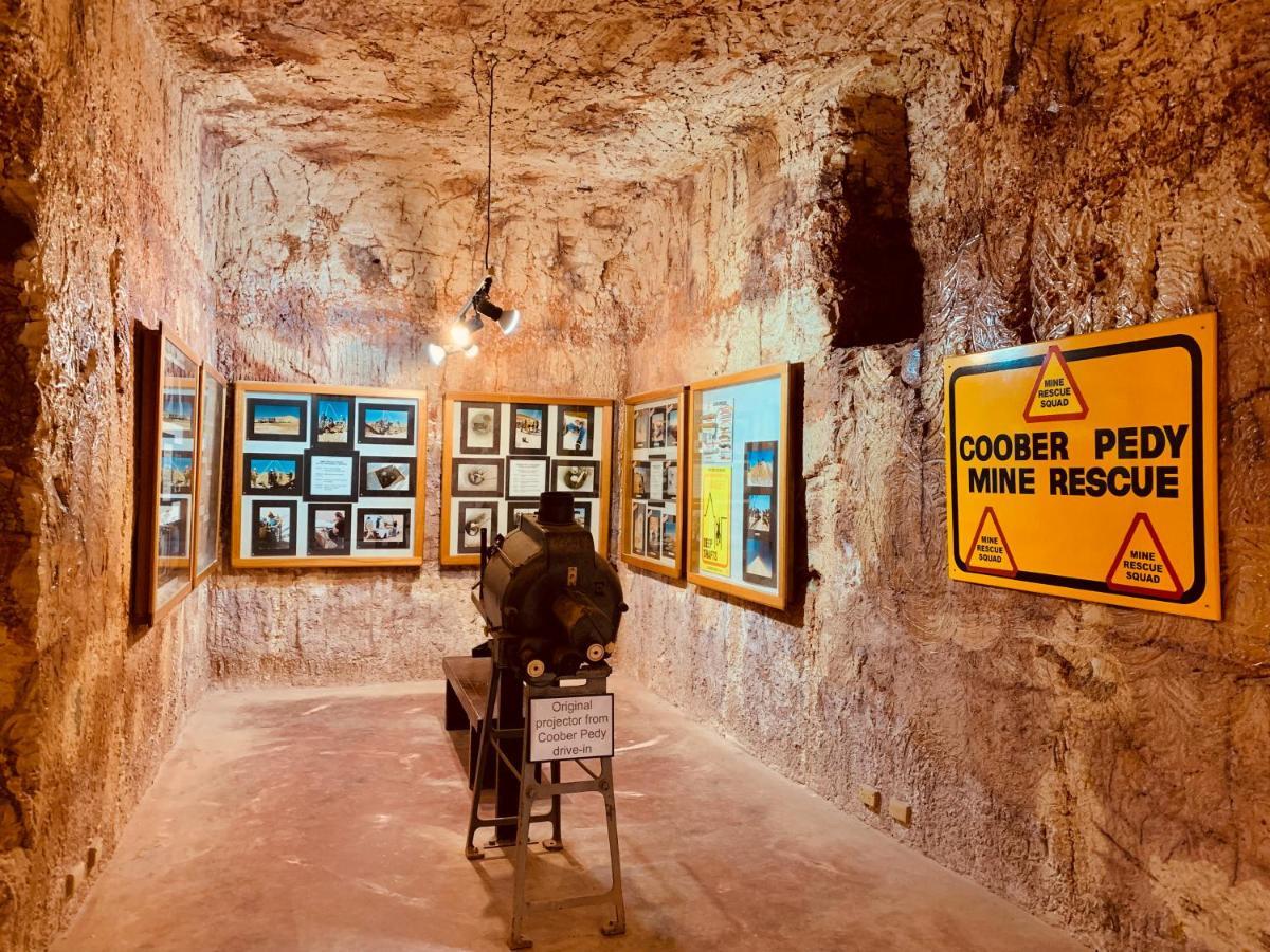 Desert Cave Hotel Coober Pedy Exterior photo