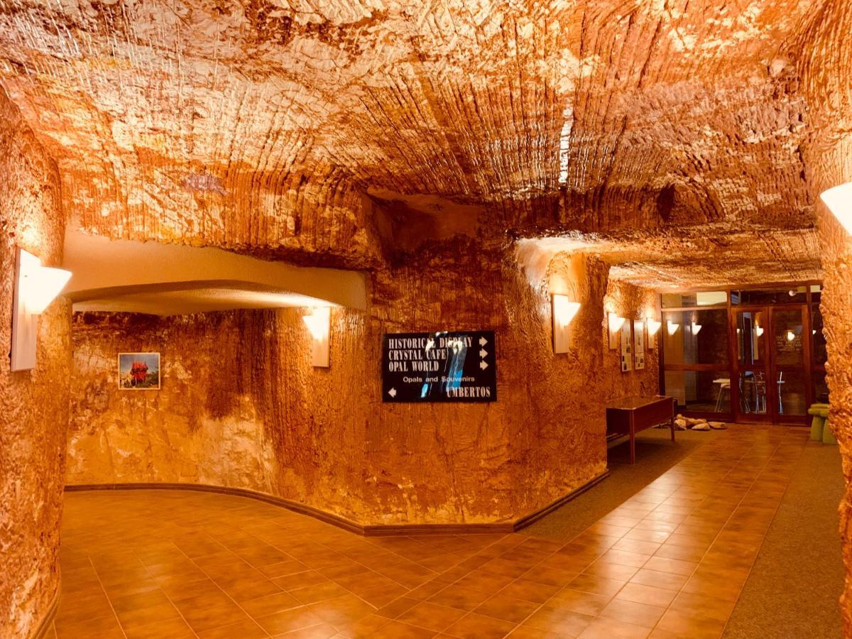 Desert Cave Hotel Coober Pedy Exterior photo